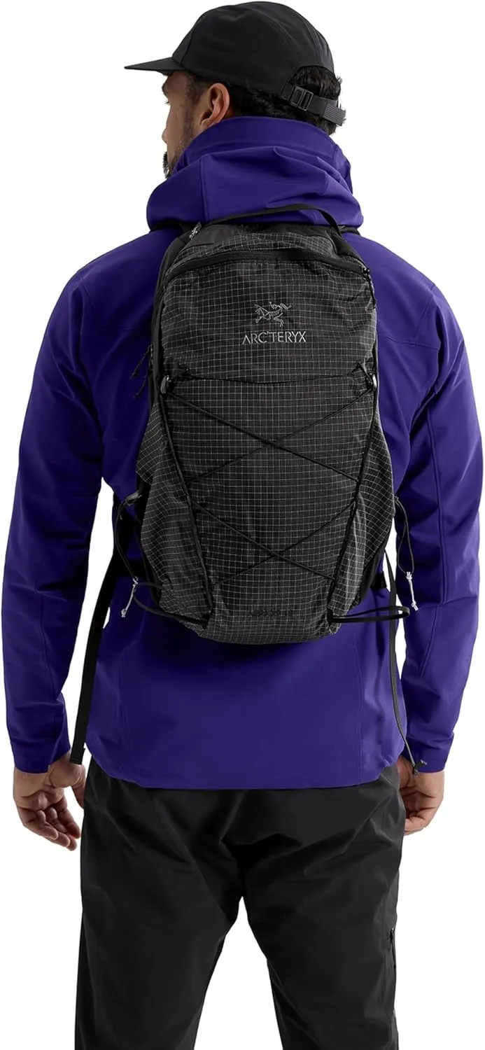 Arc'teryx Aerios 18 Backpack | Ultralight 18L Daypack with a Customizable Fit - Redesign | Black, Regular