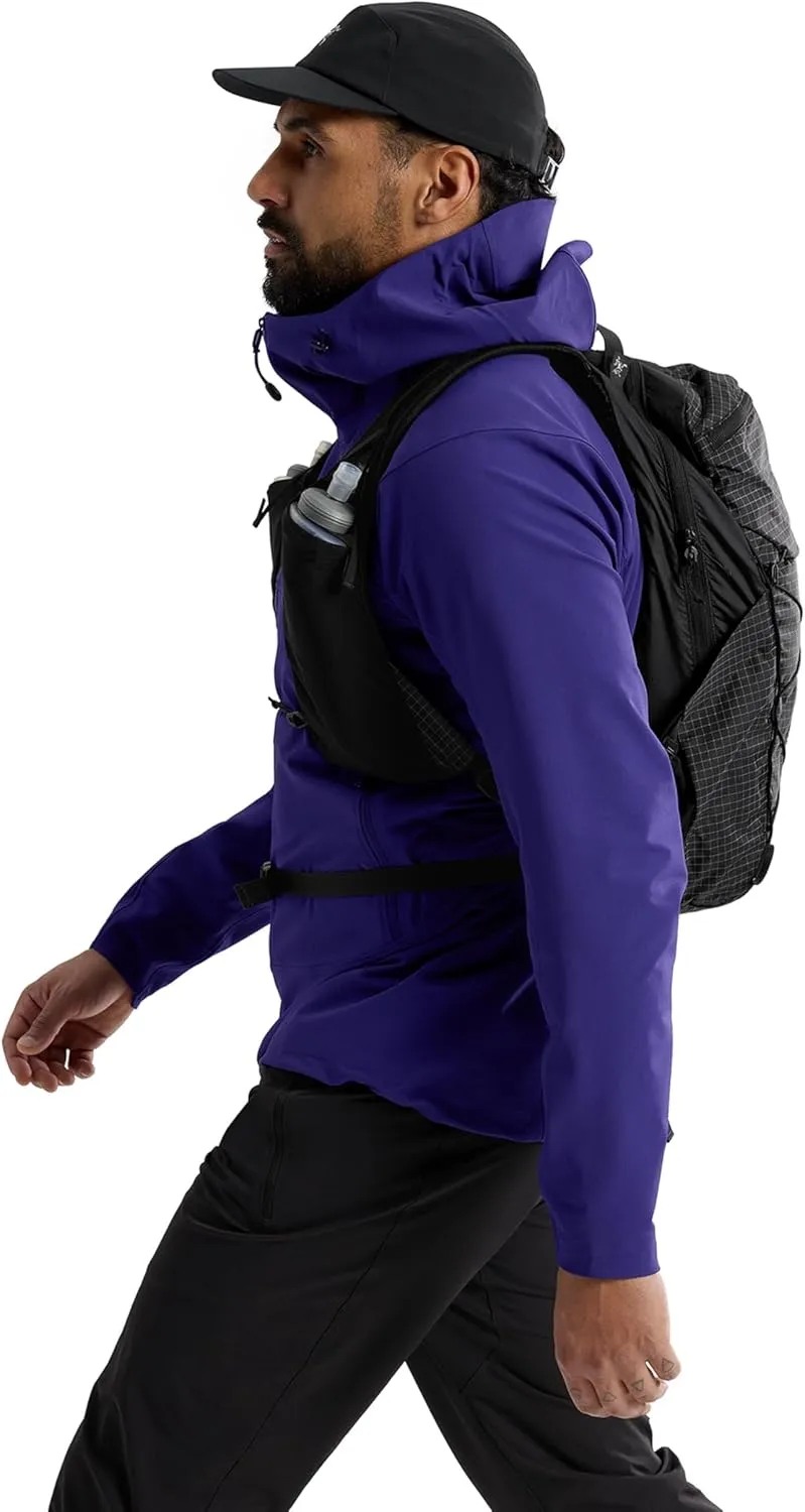 Arc'teryx Aerios 18 Backpack | Ultralight 18L Daypack with a Customizable Fit - Redesign | Black, Regular