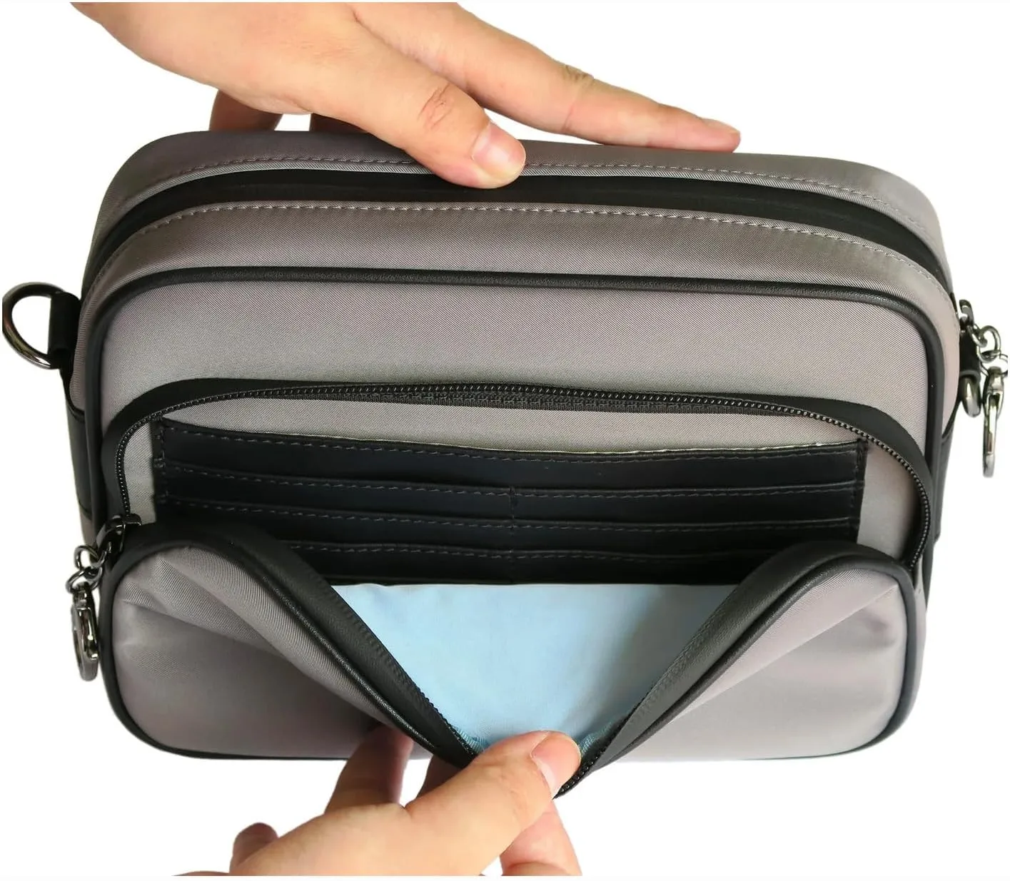 Arden Cove Full Anti-Theft Waterproof Cross-Body Bag with Slash-resistant Chain Strap w/Classic Hardware