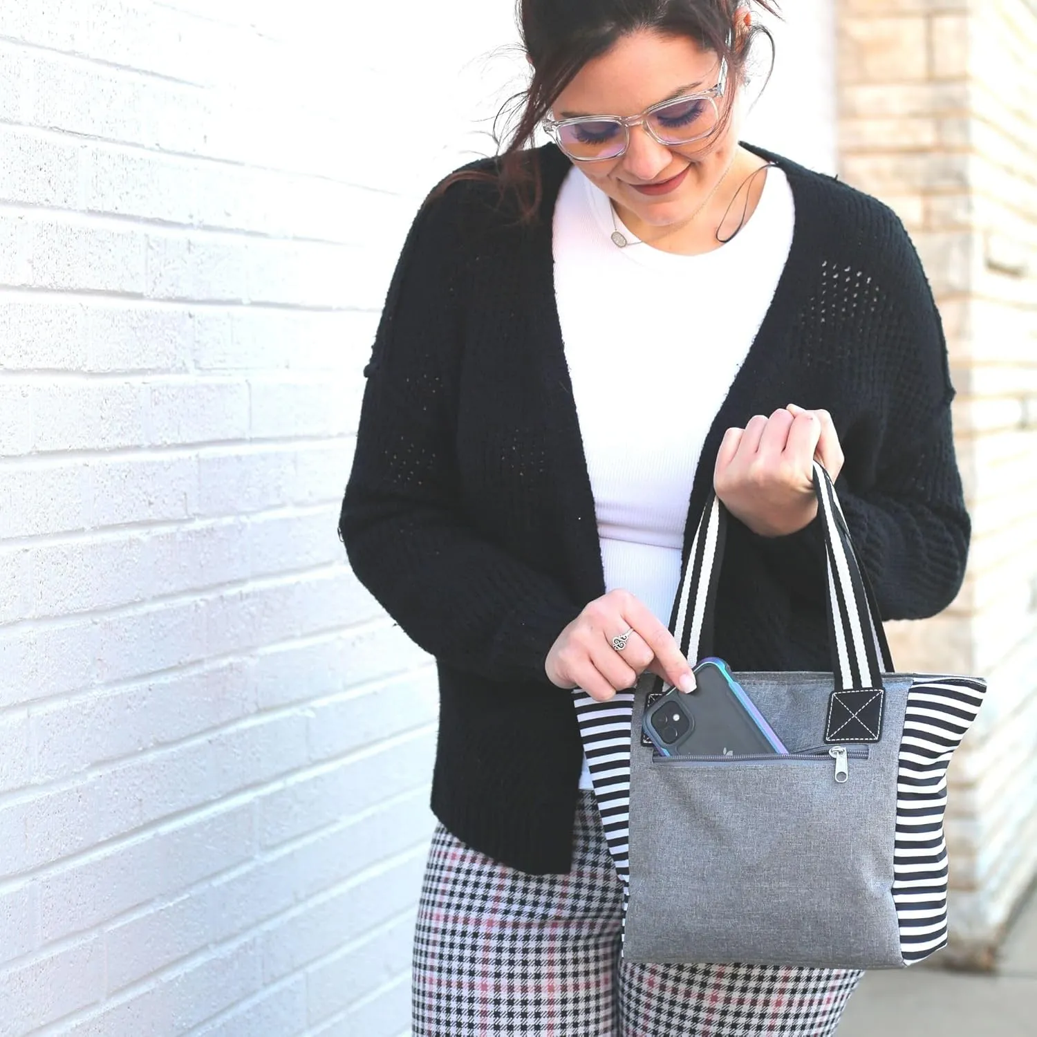Brooke & Jess Designs Cute Lunch Bags for Women - Insulated Lunch Tote for Work - Nurse, Teacher, Grandma, Mom
