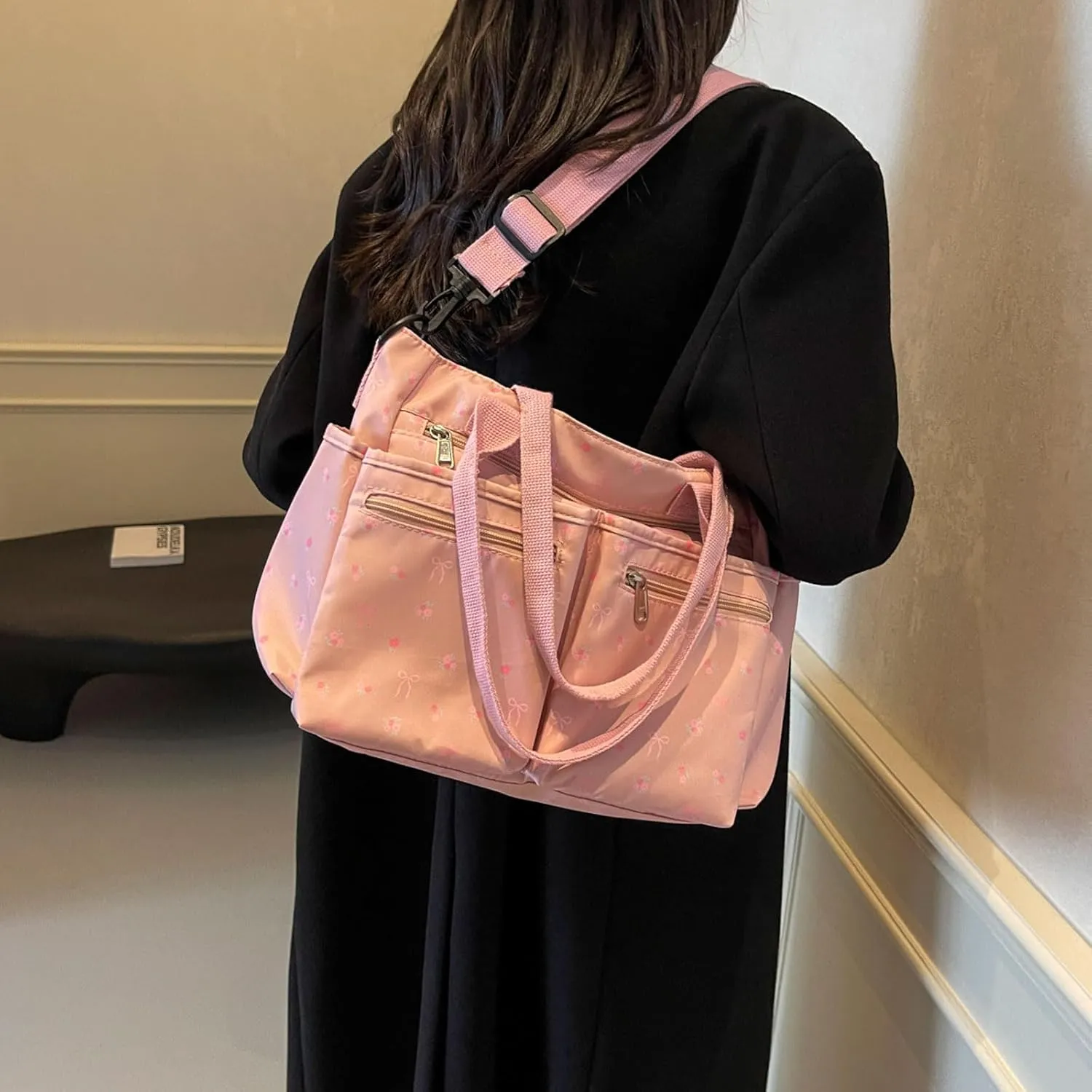 Casual Messenger Bag Floral Nylon Crossbody Bag Chic Shoulder Bag Travel Daypacks