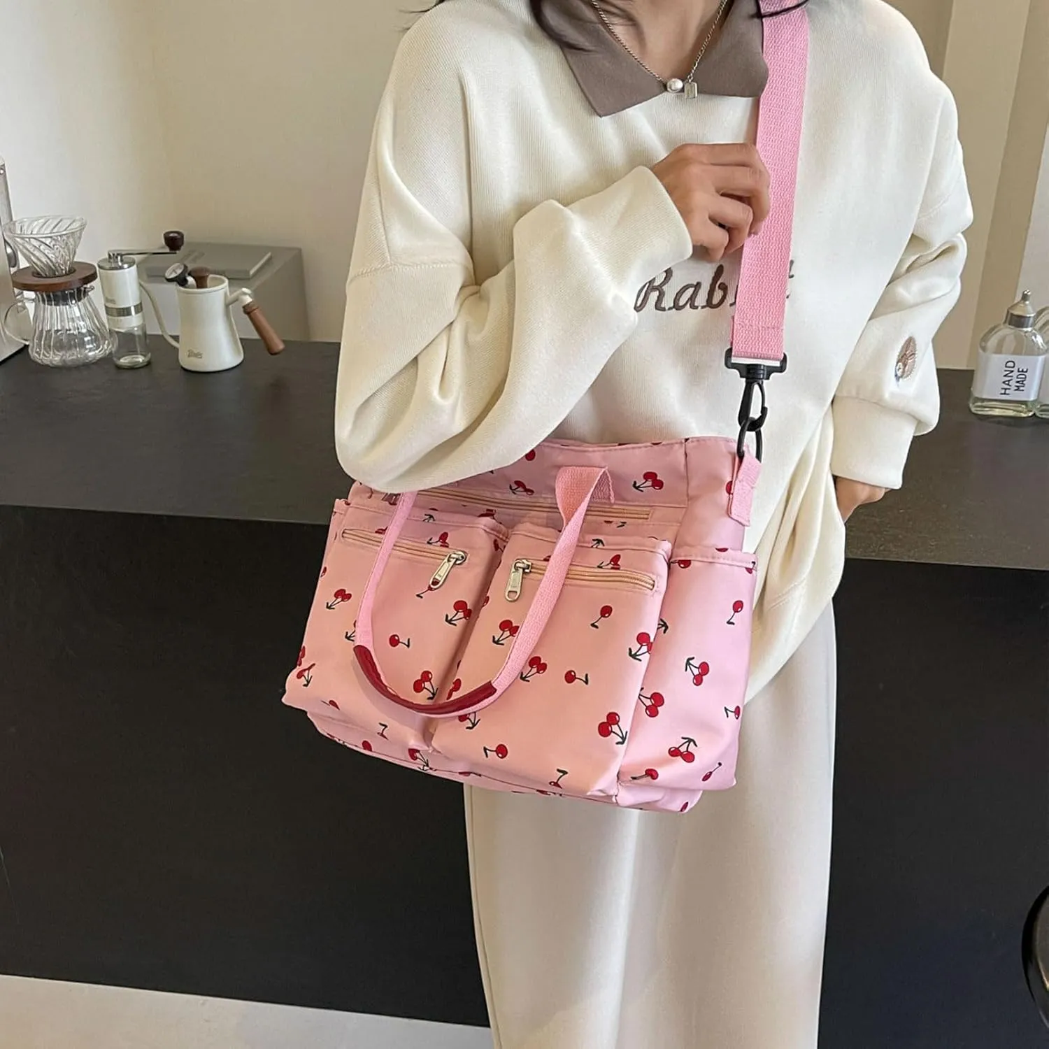 Casual Messenger Bag Floral Nylon Crossbody Bag Chic Shoulder Bag Travel Daypacks