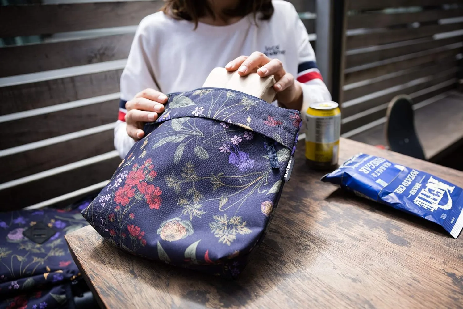 Dakine Essentials Pack 26L - Woodland Floral, One Size