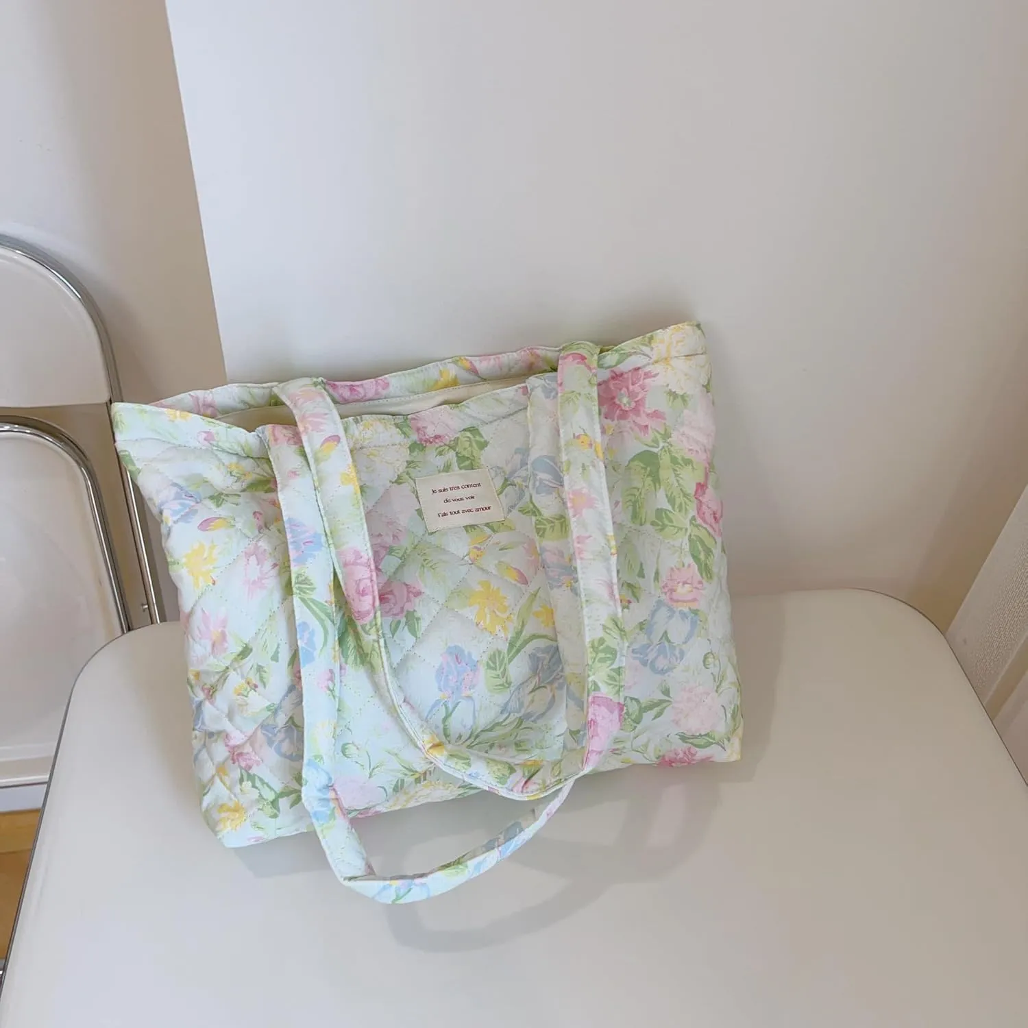 Floral Quilted Cotton Shoulder Bag for Women Daily Use Medium Size Handbag Large Capacity Thickened Design Tote