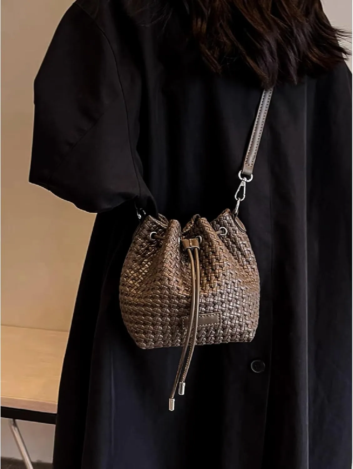 JINMANXUE Fashion Hollow Bucket Tote Bag For Women, Crossbody Female Handbag Woven Silk bag Leisure Leather Shoulder Bag