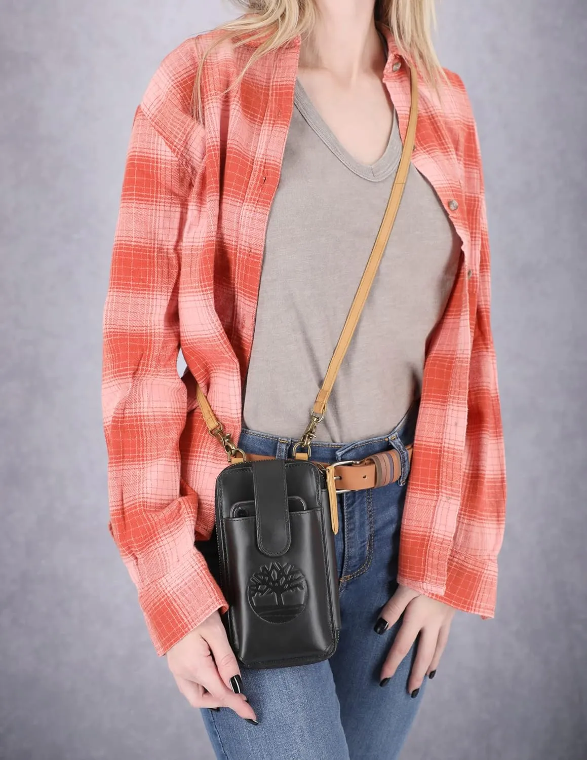 Timberland Women's RFID Leather Phone Crossbody Wallet Bag