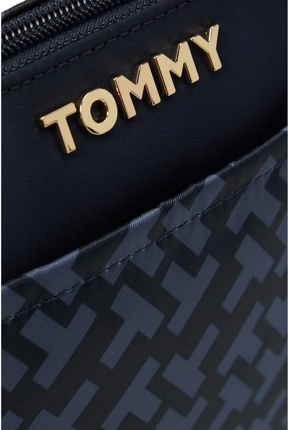 Tommy Hilfiger Jennie Ii Crossbody